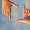 Comparaison entre un site vitrine et un site e-commerce professionnel